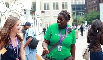 two female students walking in downtown Chicago