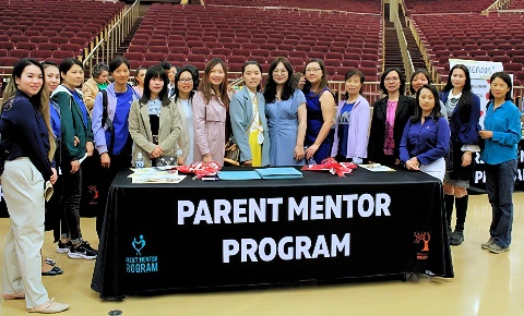 Xinyi (center) with the Project: VISION parent mentor team at t<span>he statewide</span><span> 2023 Parent Mentor Program Convention